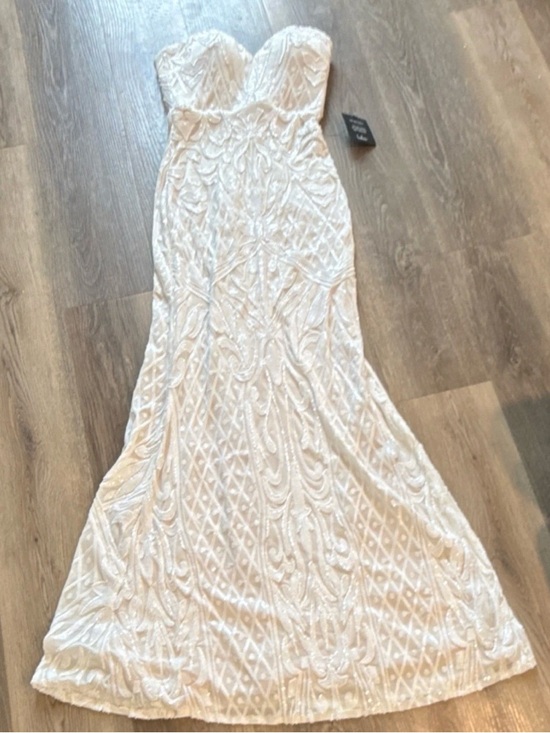 Lulus Dresses & Skirts - Lulu's Strapless Ivory Beaded Mermaid Formal Wedding Dress XS